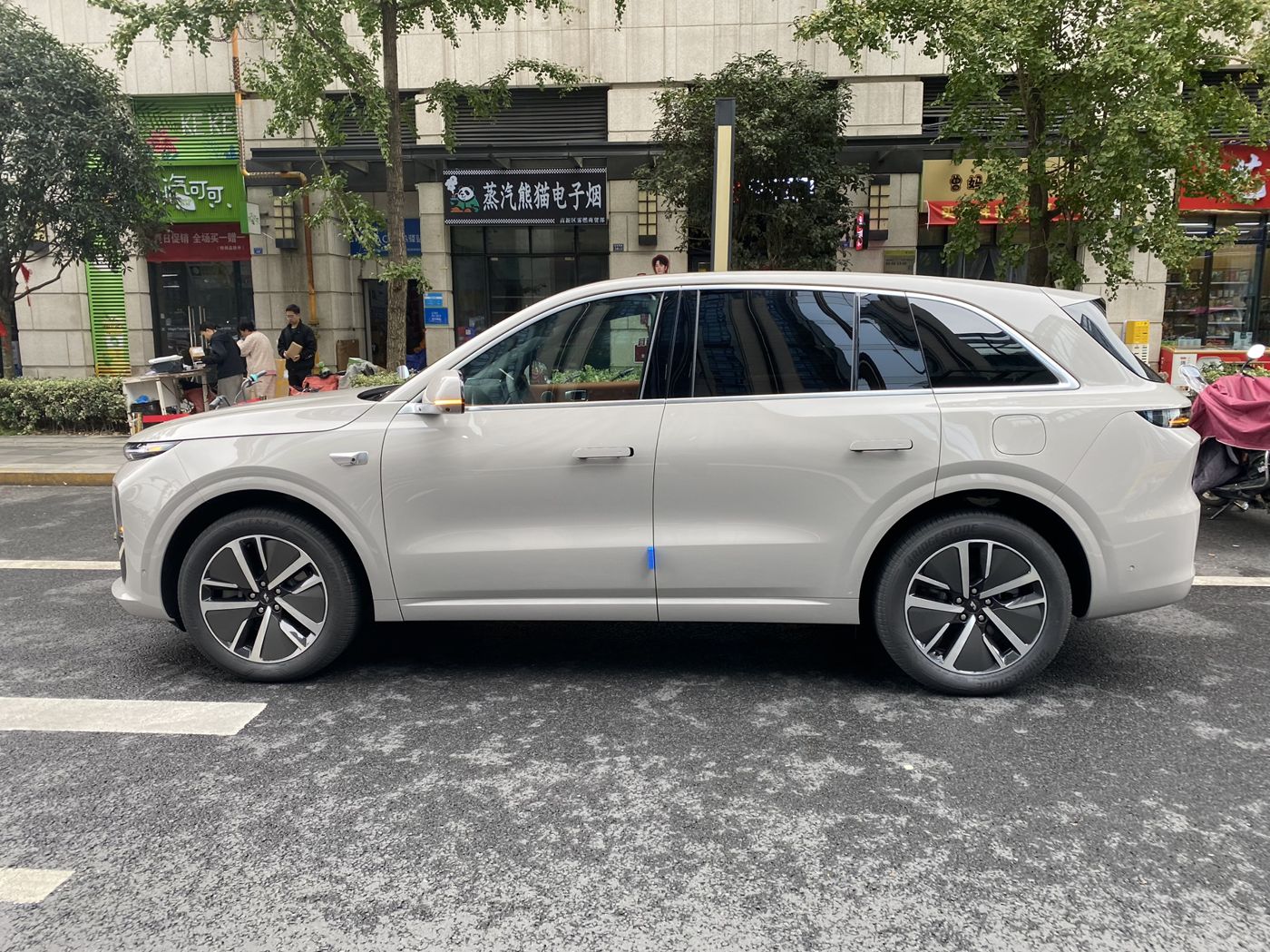 AG贵宾厅ONE口碑_AG贵宾厅汽车